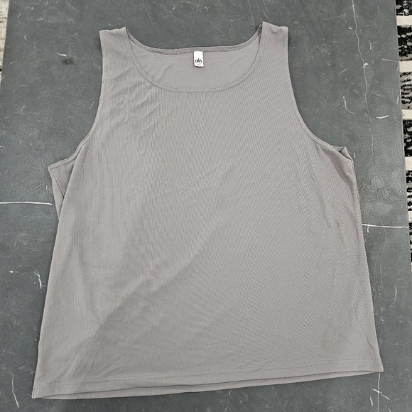 ALO Yoga Other - NWOT Men's Gray Alo‎ Yoga Quick Dry Athletic Tank Sleeveless Shirt 3XL
